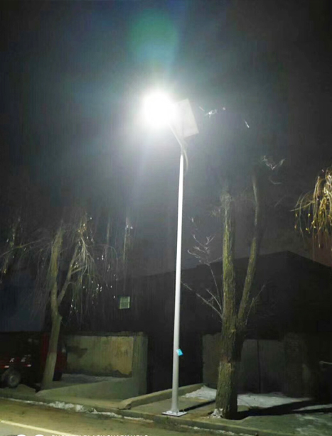 积石山县惠农太阳能路灯项目