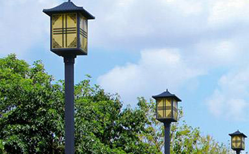 惠农庭院灯安装间距与布灯设计全解析