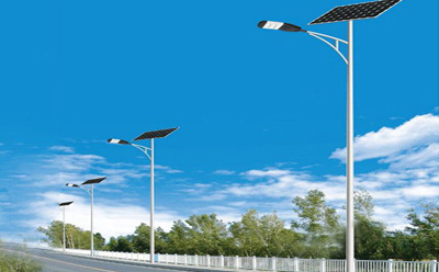 农村道路装惠农太阳能路灯选多大瓦数实测